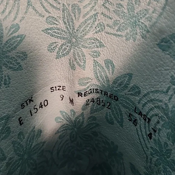 Corral Womens Black/Gray Boots Size 9 Dusky Floral Overlay Crystals & Studs - Picture 6 of 17